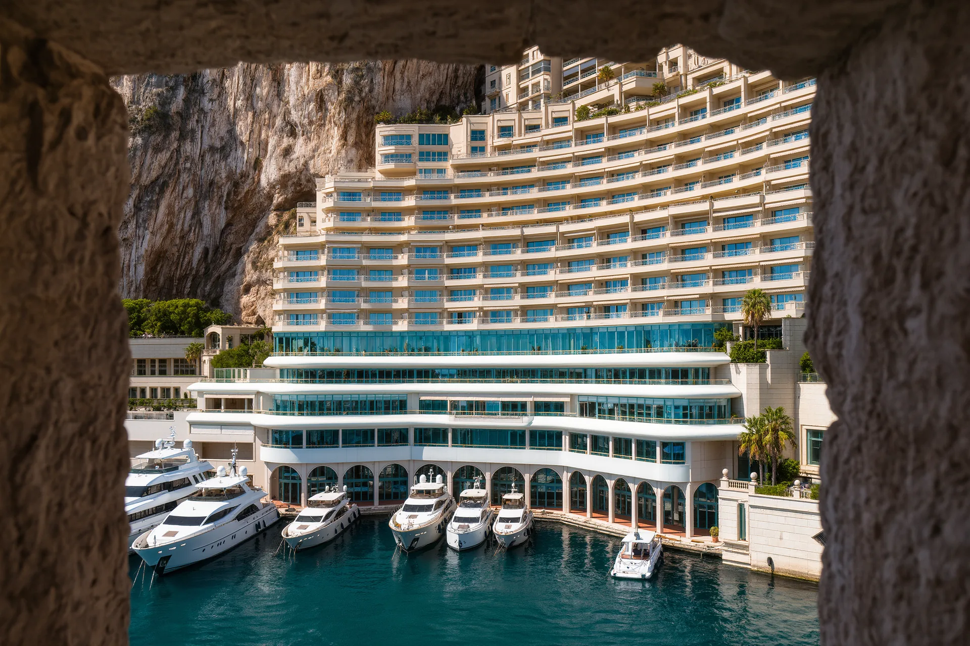 Leben im Herzen von Monte-Carlo: Immobilien in Monacos pulsierendstem Viertel